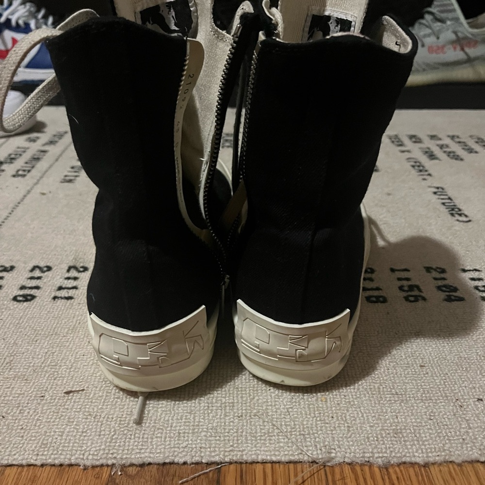 Rick Owen Ramones